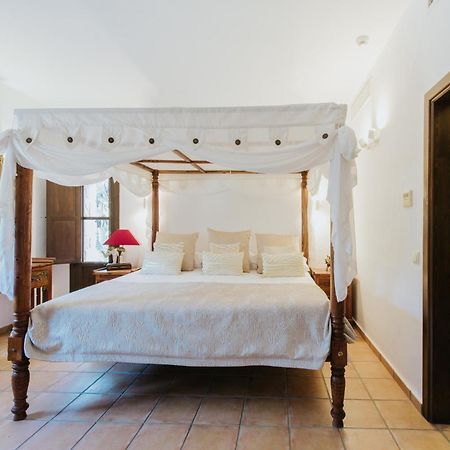 Villa & Guesthouse Paissa D'En Bernat Кала Тарида Екстериор снимка