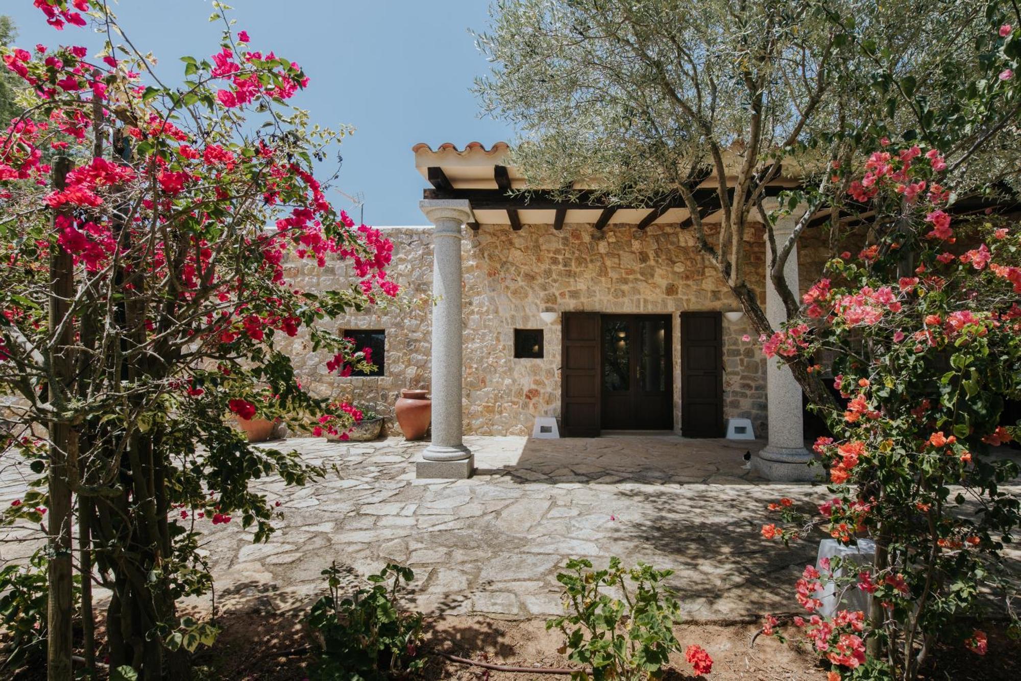 Villa & Guesthouse Paissa D'En Bernat Кала Тарида Екстериор снимка