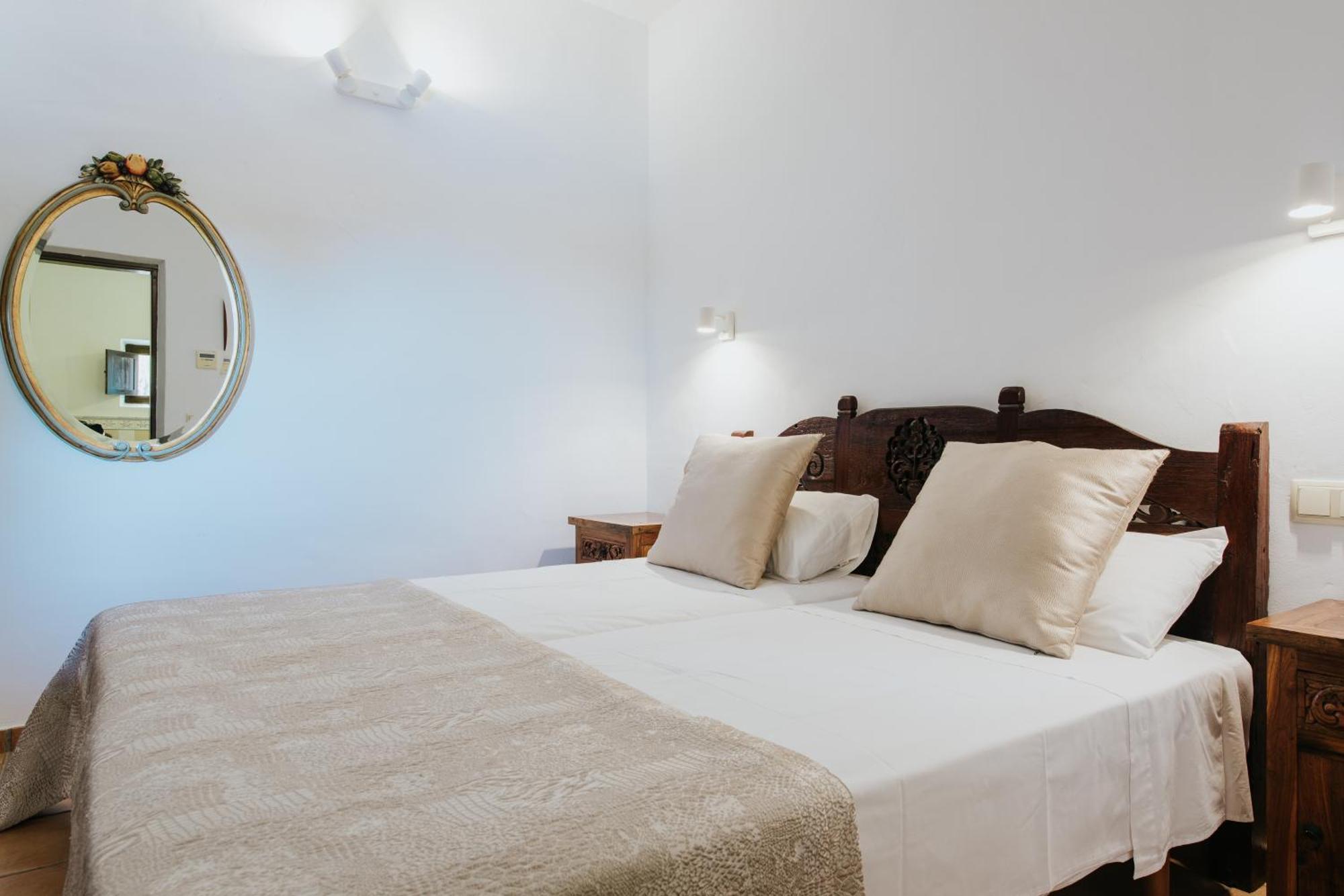 Villa & Guesthouse Paissa D'En Bernat Кала Тарида Екстериор снимка
